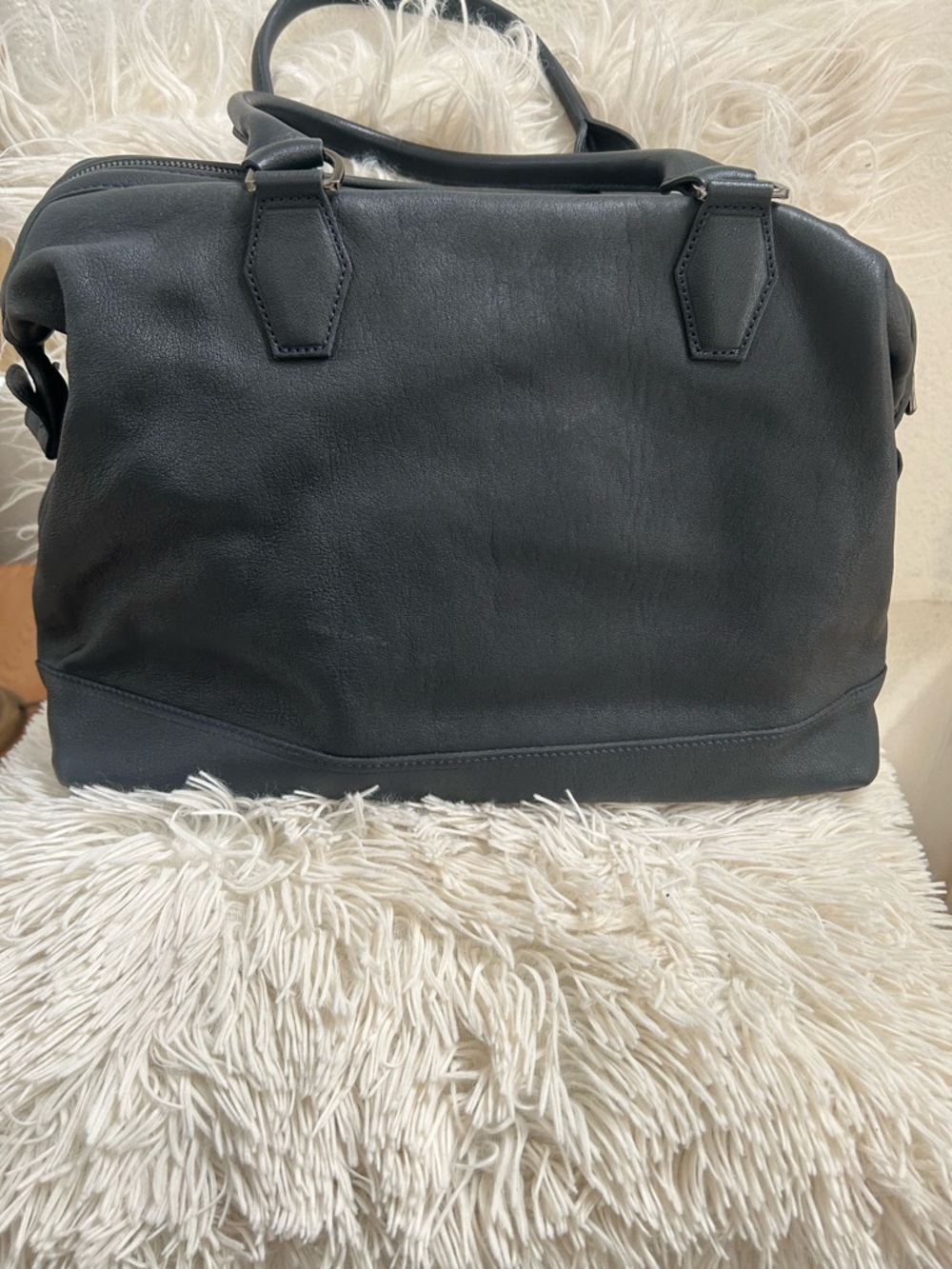 Longchamp Black Vintage Leather Bag Excellent Condition. - Picture 7 of 15